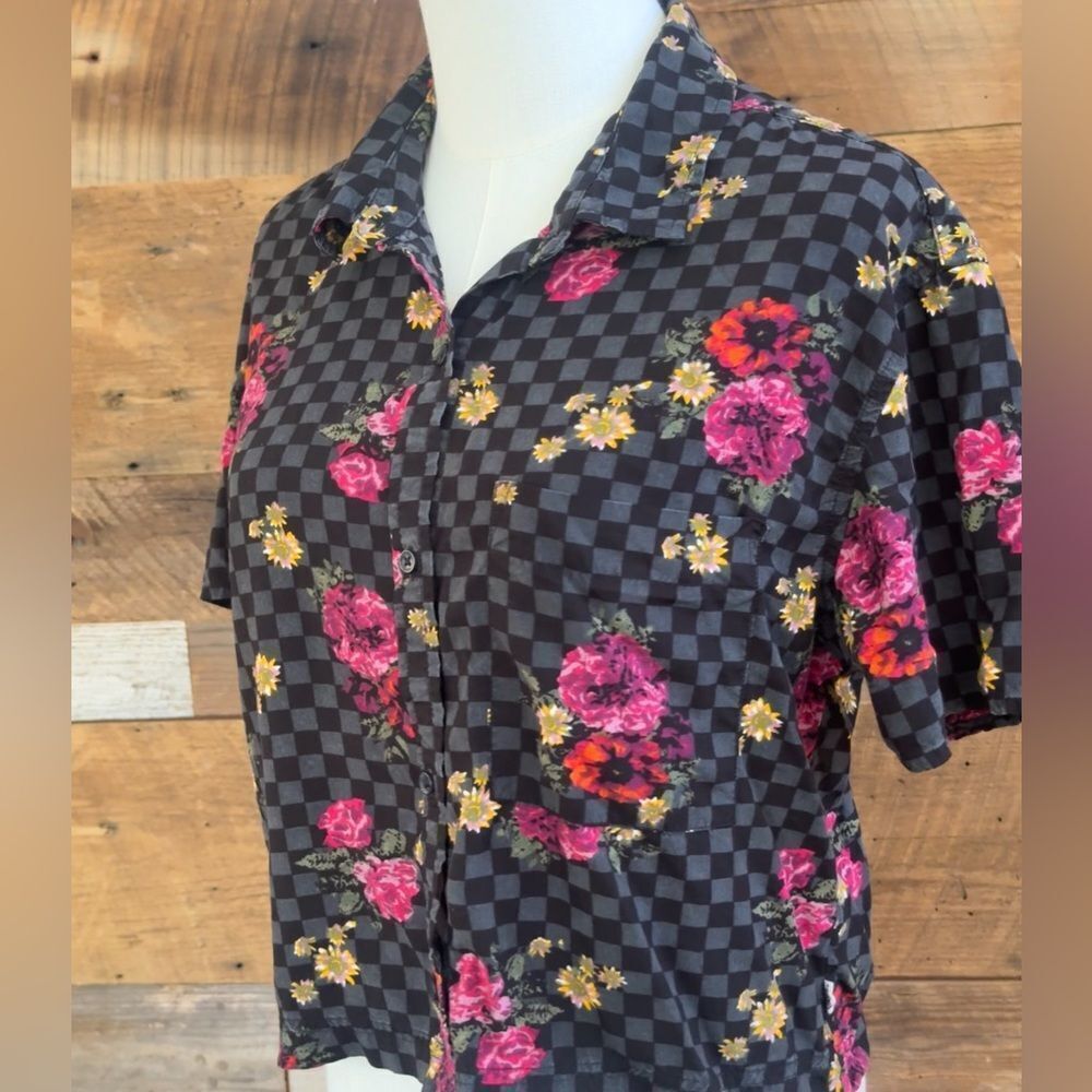 VANS Cabbie Woven Short Sleeve Shirt sz M EUC